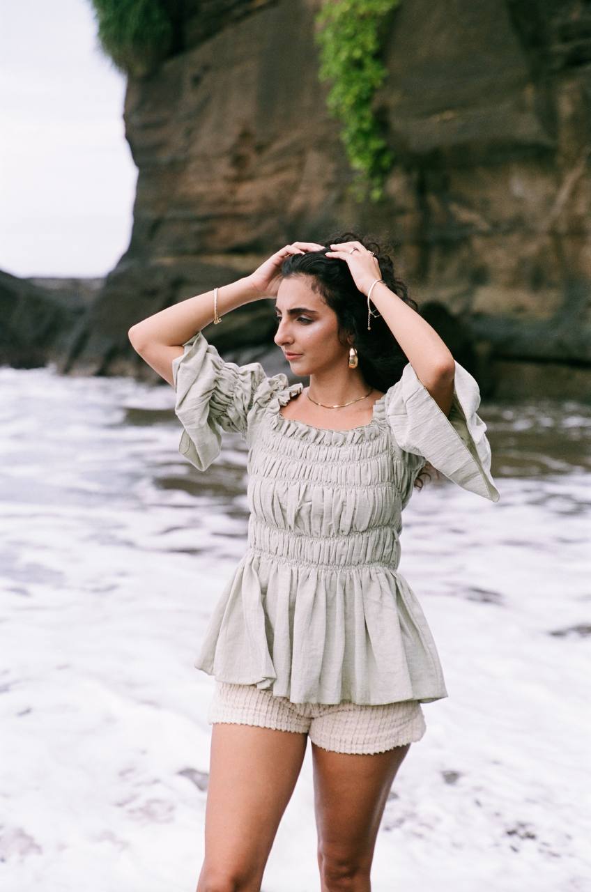AVERY TOP